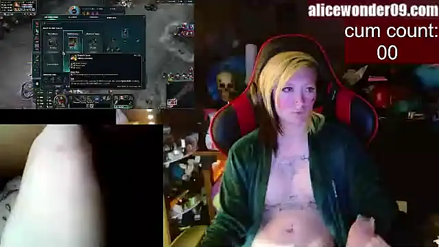 Snapshot of alicewonder09 chatting on 01/08/25, 07:34 alicewonder09 online show from 01/08/25, 07:34