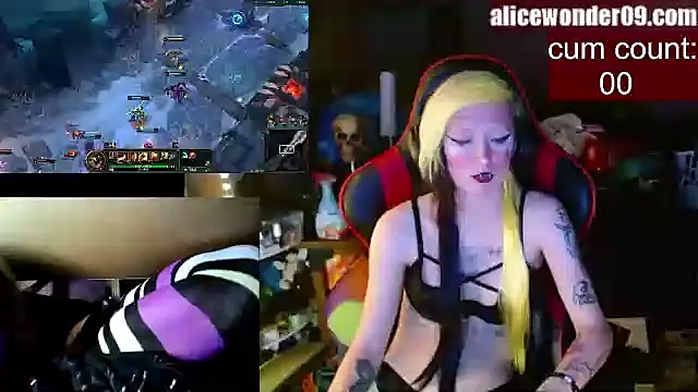 Snapshot of alicewonder09 chatting on 01/09/25, 04:41 alicewonder09 online show from 01/09/25, 04:41