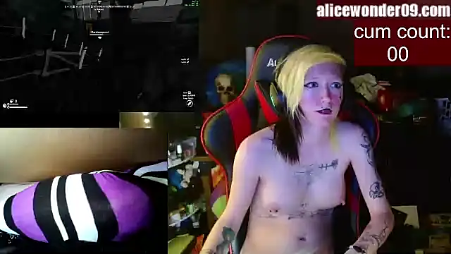 Snapshot of alicewonder09 chatting on 01/09/25, 07:42 alicewonder09 online show from 01/09/25, 07:42