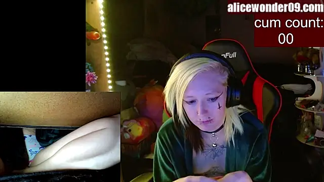 Snapshot of alicewonder09 chatting on 02/03/25, 04:46 alicewonder09 online show from 02/03/25, 04:46