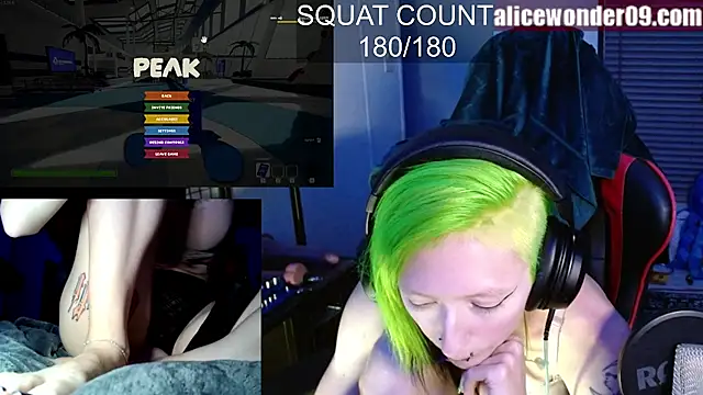 Snapshot of alicewonder09 chatting on 10/01/25, 04:40 alicewonder09 online show from 10/01/25, 04:40