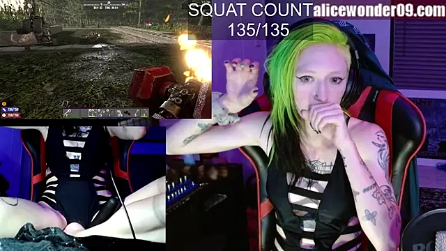 Snapshot of alicewonder09 chatting on 10/13/25, 04:56 alicewonder09 online show from 10/13/25, 04:56