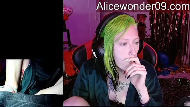 alicewonder09 online show from 02/17/26, 08:11