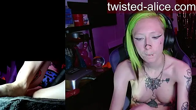 alicewonder09 online show from 05/04/26, 03:24