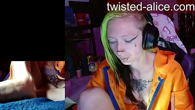 alicewonder09 online show from 05/25/26, 03:12