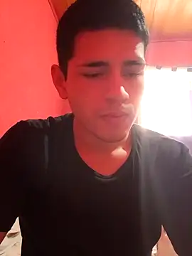 Snapshot of ynose2 chatting on 10/03/25, 02:03 ynose2 online show from 10/03/25, 02:03