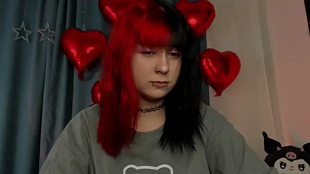 t0riayun0 online show from 02/14/25, 10:14