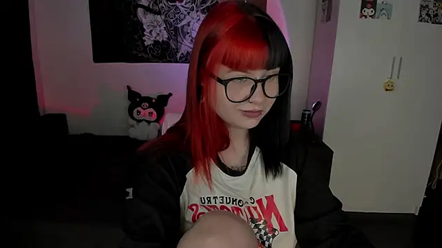 t0riayun0 online show from 03/20/25, 10:29