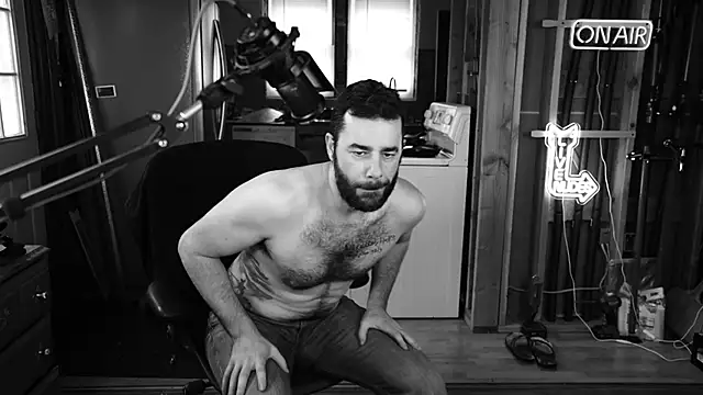 Snapshot of Fastflogger1 chatting on 12/15/24, 08:15 Fastflogger1 online show from 12/15/24, 08:15