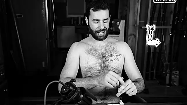 Snapshot of Fastflogger1 chatting on 12/16/24, 03:51 Fastflogger1 online show from 12/16/24, 03:51