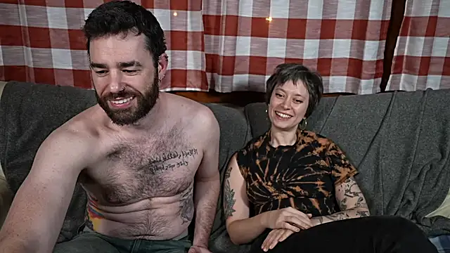 Snapshot of Fastflogger1 chatting on 01/06/25, 01:53 Fastflogger1 online show from 01/06/25, 01:53