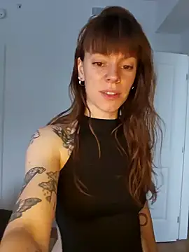 EmilieEdelana online show from 01/15/25, 01:31