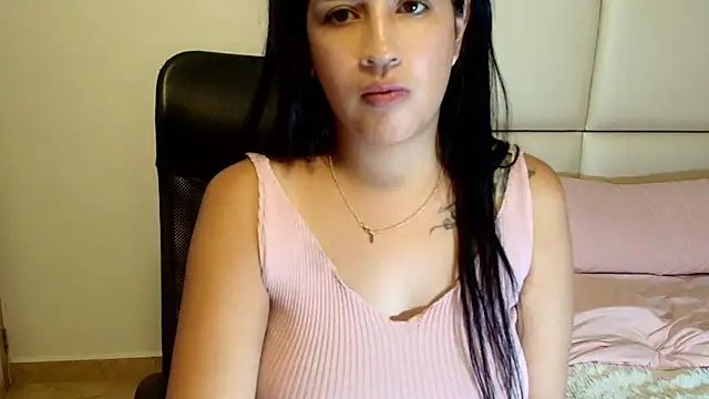 sara2520 online show from 05/06/26, 02:08