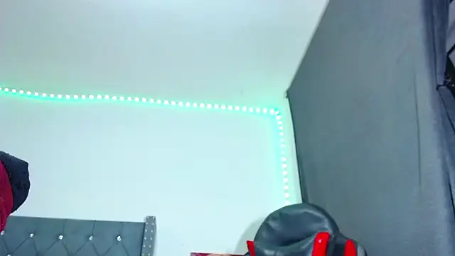 Snapshot of party_aass chatting on 02/17/25, 08:36 party aass online show from 02/17/25, 08:36