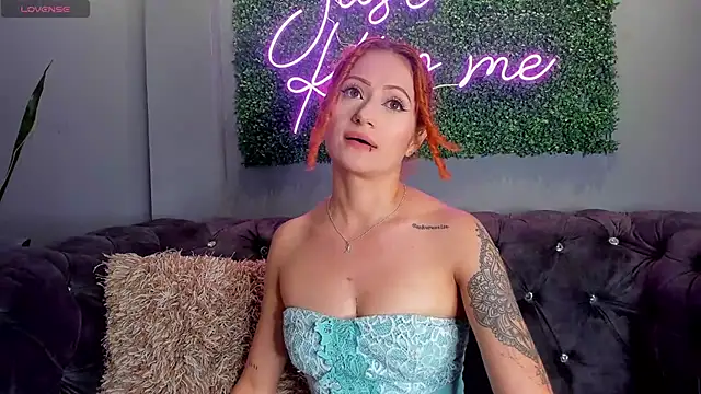 amy e online show from 01/12/25, 01:00
