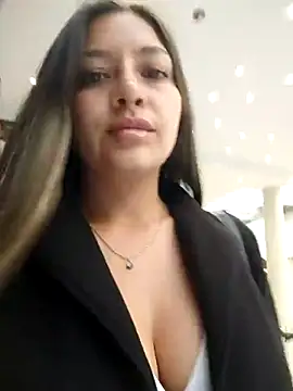 alana 69 online show from 11/21/25, 09:13