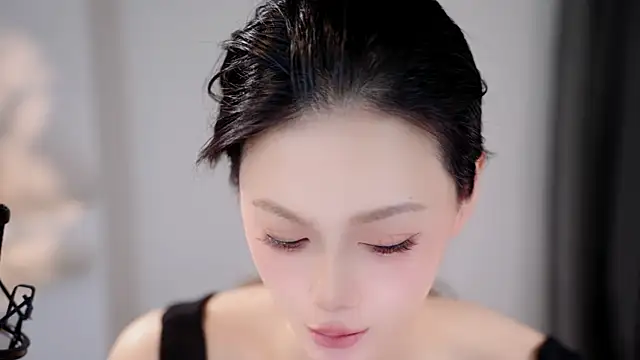 Ocean--Lili online show from 05/23/26, 01:26