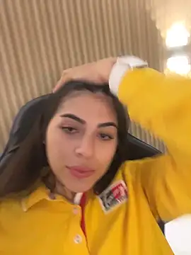 Sarasanders 4 online show from 10/11/25, 04:12