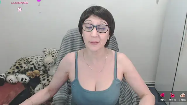 Snapshot of Ammillia chatting on 02/05/25, 10:55 Ammillia online show from 02/05/25, 10:55