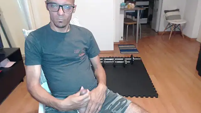 guachin hunk online show from 10/16/25, 03:51