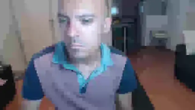 Snapshot of guachin_hunk chatting on 11/19/25, 08:31 guachin hunk online show from 11/19/25, 08:31