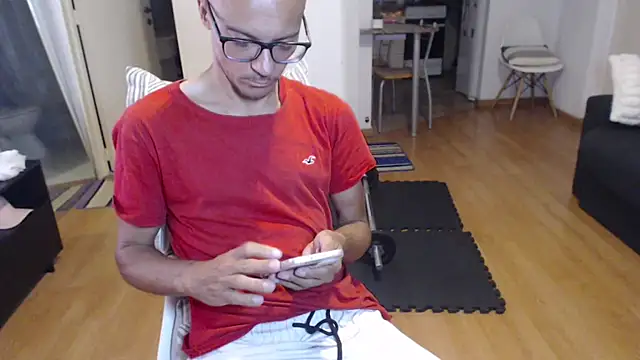 Snapshot of guachin_hunk chatting on 11/20/25, 07:24 guachin hunk online show from 11/20/25, 07:24