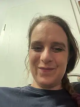 LadyChantale online show from 05/11/26, 06:08