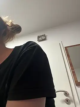 LadyChantale online show from 05/19/26, 05:14