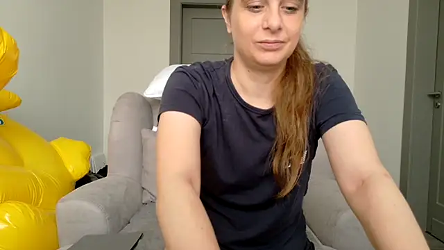 LadyChantale online show from 07/27/26, 07:59