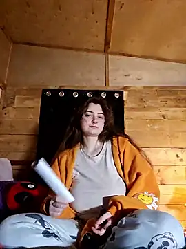Snowbunnycake 131 online show from 12/03/24, 03:52