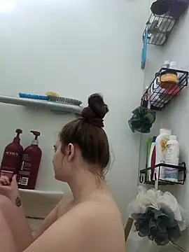 Snowbunnycake 131 online show from 09/19/25, 06:04