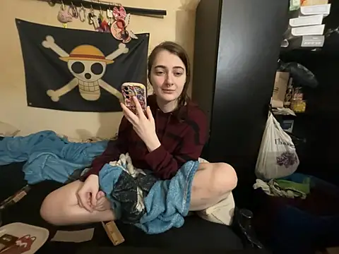 Snowbunnycake 131 online show from 05/26/26, 07:26