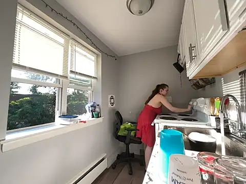 Snowbunnycake 131 online show from 07/12/26, 10:45