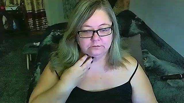 Snapshot of sex2 chatting on 12/04/25, 11:35 sex2 online show from 12/04/25, 11:35