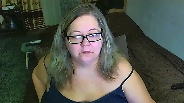 Snapshot of sex2 chatting on 12/18/25, 12:49 sex2 online show from 12/18/25, 12:49