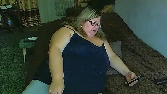 Snapshot of sex2 chatting on 12/19/25, 11:34 sex2 online show from 12/19/25, 11:34