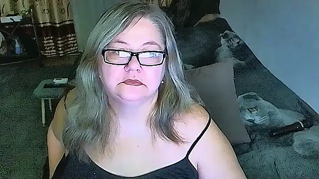 Snapshot of sex2 chatting on 12/23/25, 02:53 sex2 online show from 12/23/25, 02:53