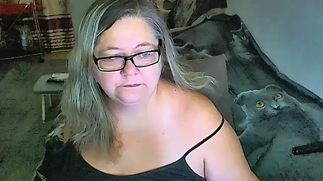 Snapshot of sex2 chatting on 01/15/26, 02:27 sex2 online show from 01/15/26, 02:27