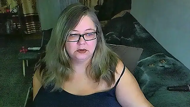 Snapshot of sex2 chatting on 04/13/26, 11:21 sex2 online show from 04/13/26, 11:21