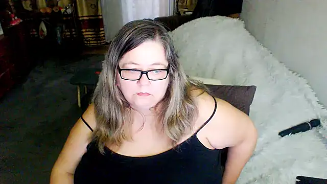 Snapshot of sex2 chatting on 06/11/26, 12:32 sex2 online show from 06/11/26, 12:32