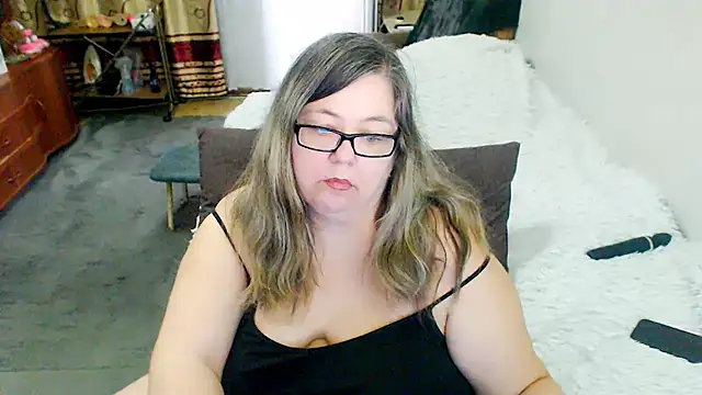 Snapshot of sex2 chatting on 06/11/26, 02:53 sex2 online show from 06/11/26, 02:53