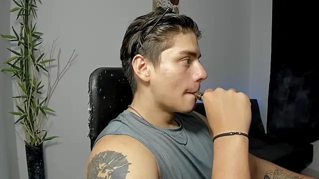 Giordano Russo online show from 12/17/24, 07:07