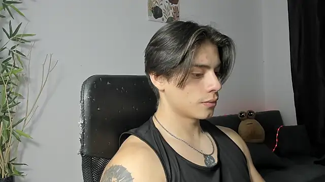 Giordano Russo online show from 01/03/25, 01:38