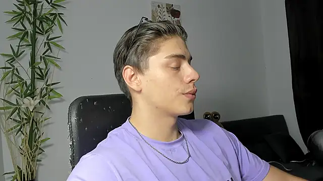 Giordano Russo online show from 01/27/25, 02:20