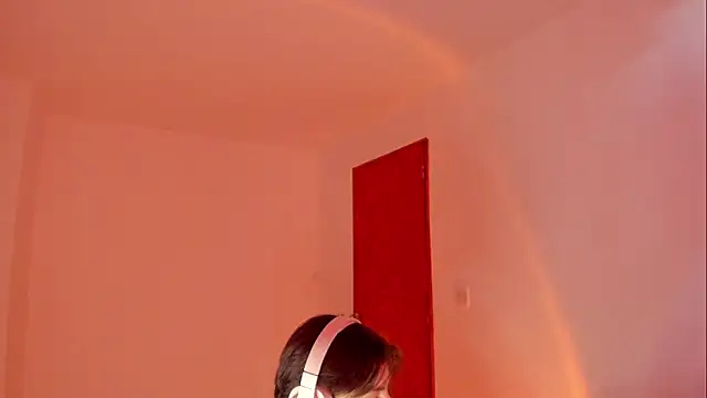 Snapshot of Giordano_Russo chatting on 11/02/25, 08:44 Giordano Russo online show from 11/02/25, 08:44