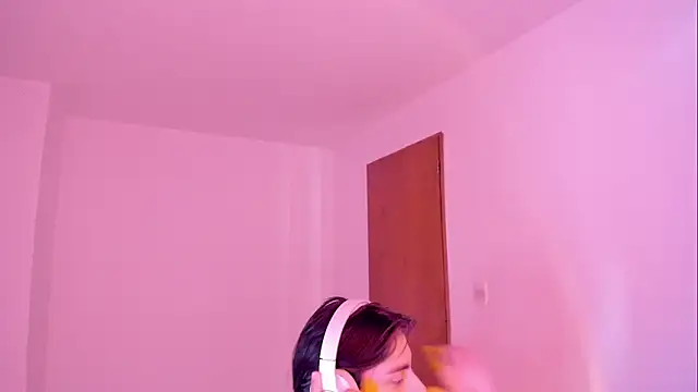 Snapshot of Giordano_Russo chatting on 11/08/25, 08:07 Giordano Russo online show from 11/08/25, 08:07