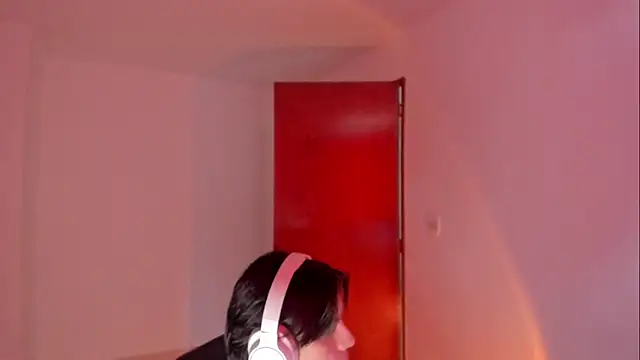 Snapshot of Giordano_Russo chatting on 11/19/25, 07:14 Giordano Russo online show from 11/19/25, 07:14