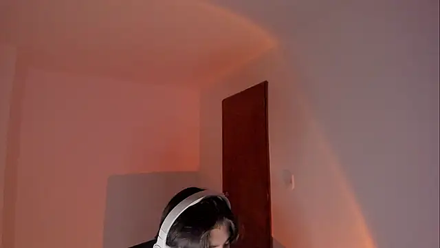 Snapshot of Giordano_Russo chatting on 11/28/25, 12:02 Giordano Russo online show from 11/28/25, 12:02