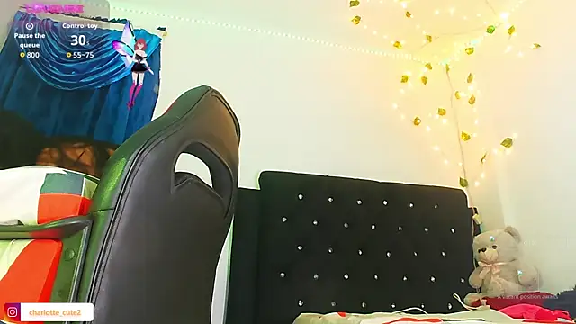 cute charlotte  online show from 09/18/25, 04:47