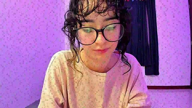  Lunnaa  online show from 11/23/25, 12:43